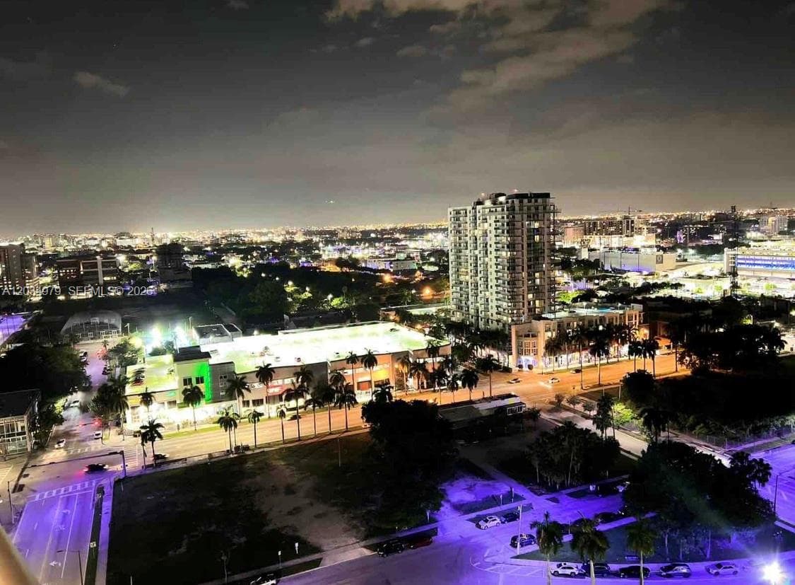 1750 N Bayshore Dr # 3010, Miami FL 33132 — 6