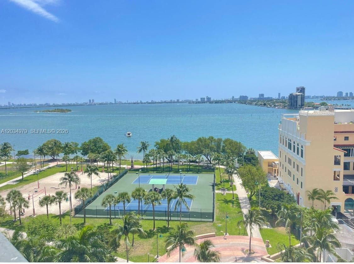 1750 N Bayshore Dr # 3010, Miami FL 33132 — 5