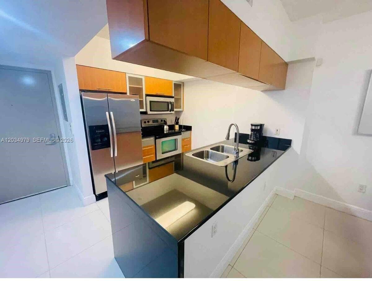 1750 N Bayshore Dr # 3010, Miami FL 33132 — 8