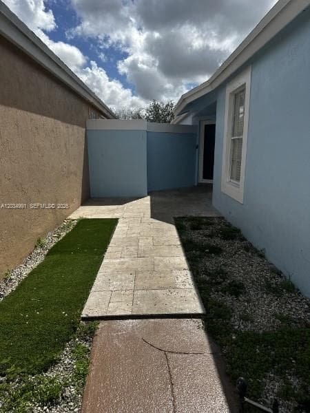 14952 SW 75th Ter, Miami FL 33193 — 5
