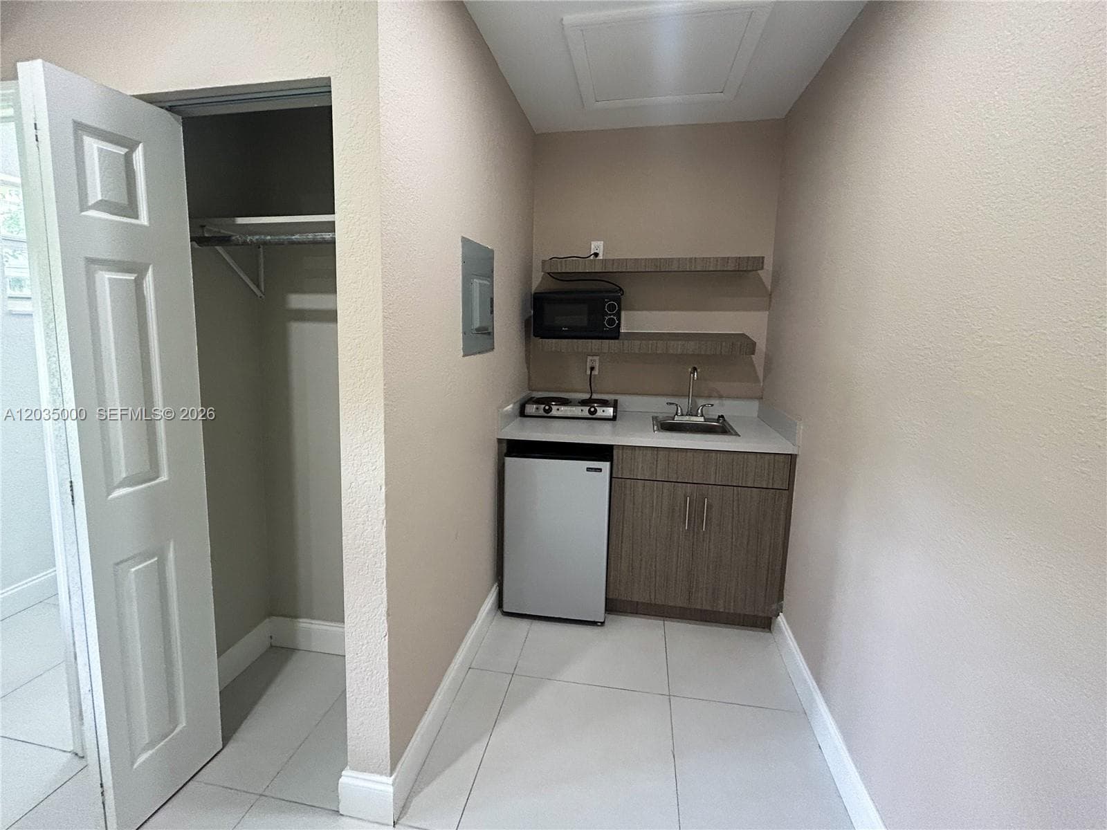 1265 SW 6th St # 16, Miami FL 33135 — 2