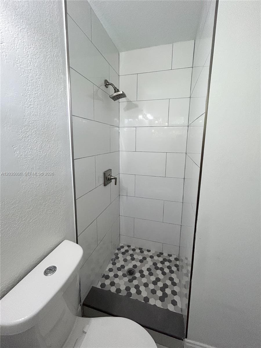 1265 SW 6th St # 16, Miami FL 33135 — 5