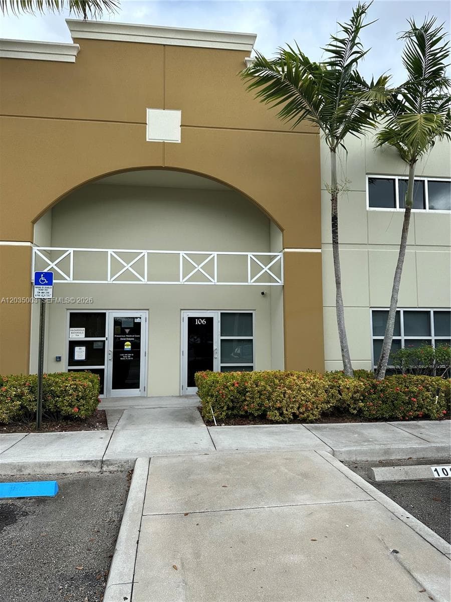 11251 NW 20th St # 106, Sweetwater FL 33172 — 1