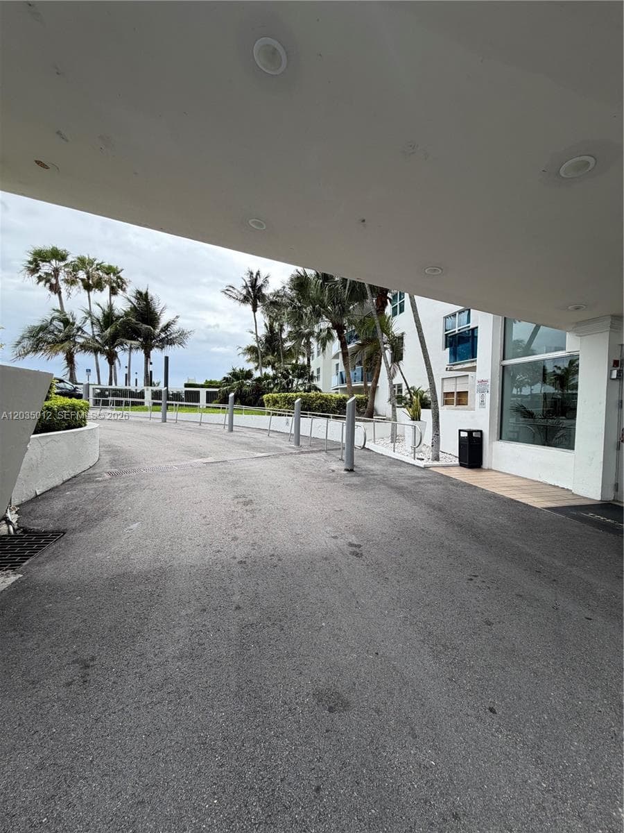 7501 E Treasure Dr # 6T, North Bay Village FL 33141 — 17