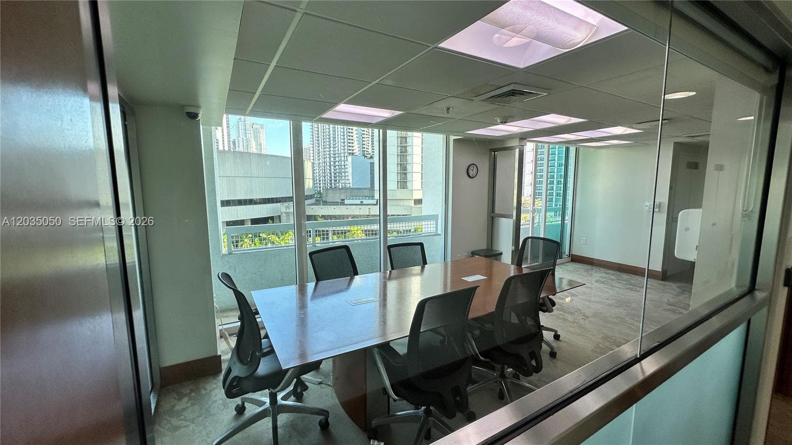 41 SE 5th St # 1104, Miami FL 33131 — 47