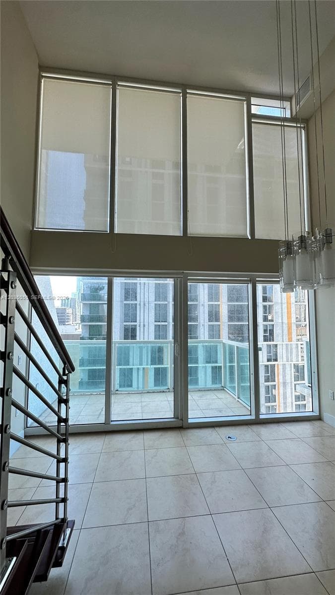 41 SE 5th St # 1104, Miami FL 33131 — 9