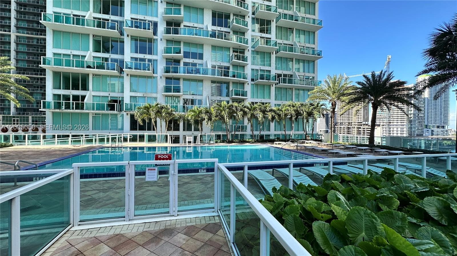 41 SE 5th St # 1104, Miami FL 33131 — 30