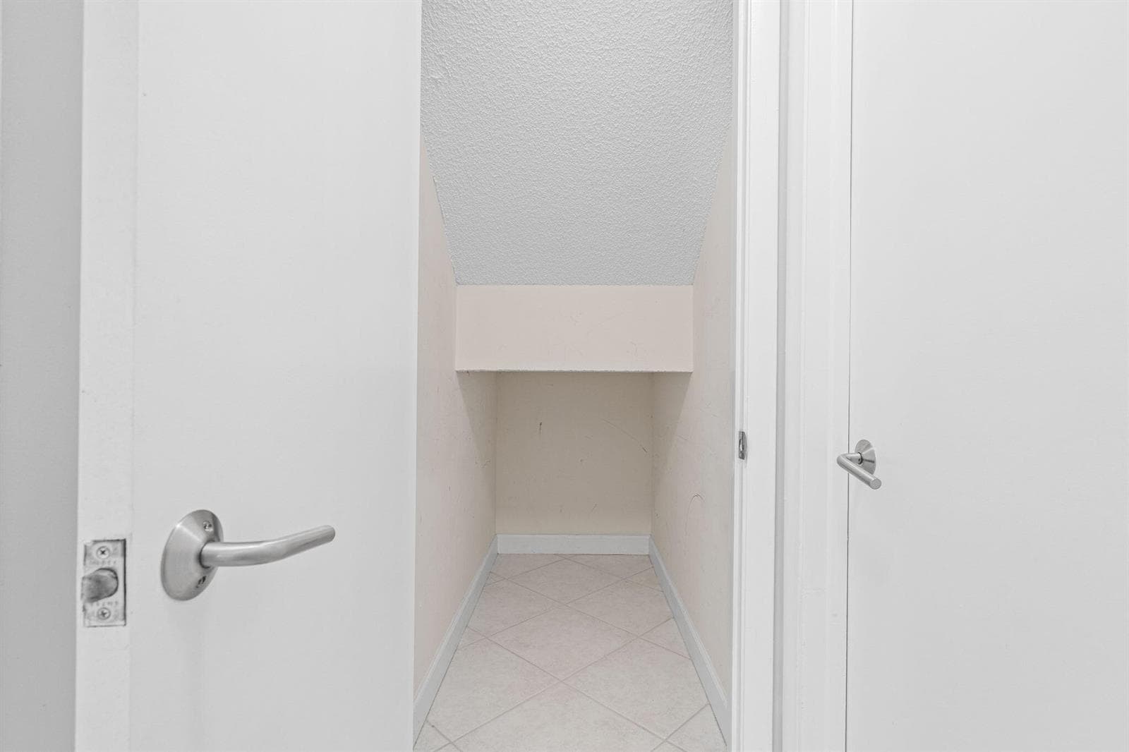 4825 NW 98th Place, Doral FL 33178 — 22