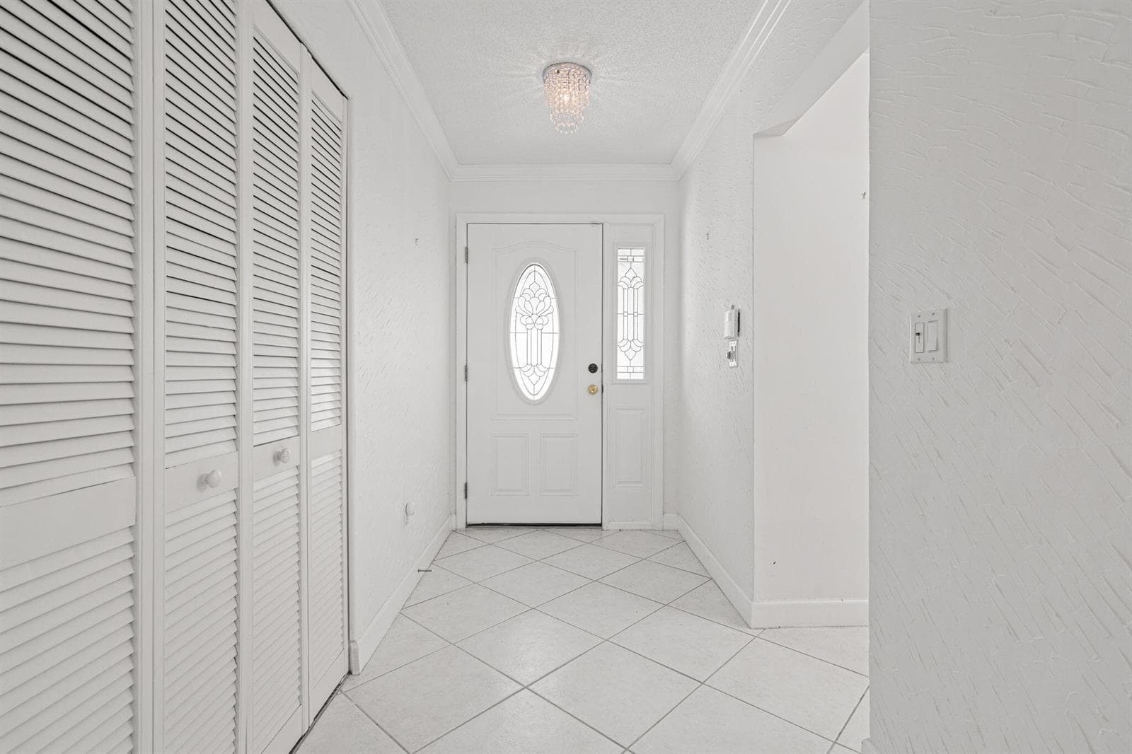 4825 NW 98th Place, Doral FL 33178 — 7