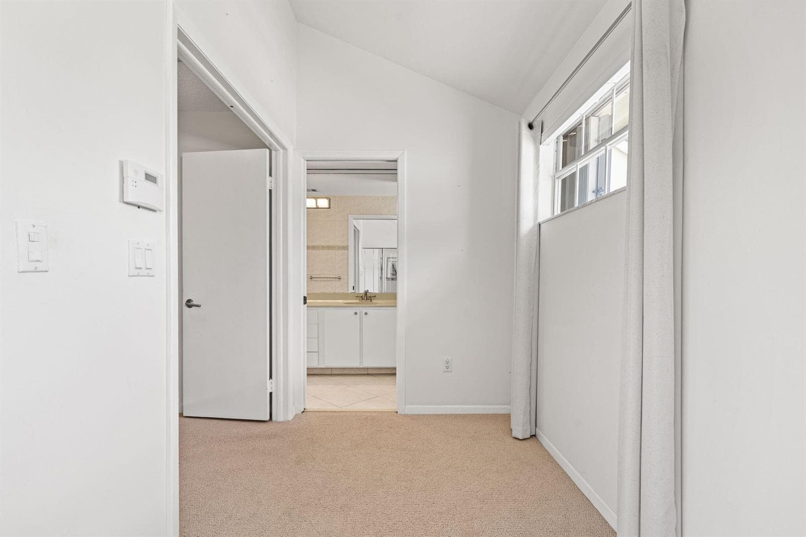 4825 NW 98th Place, Doral FL 33178 — 34