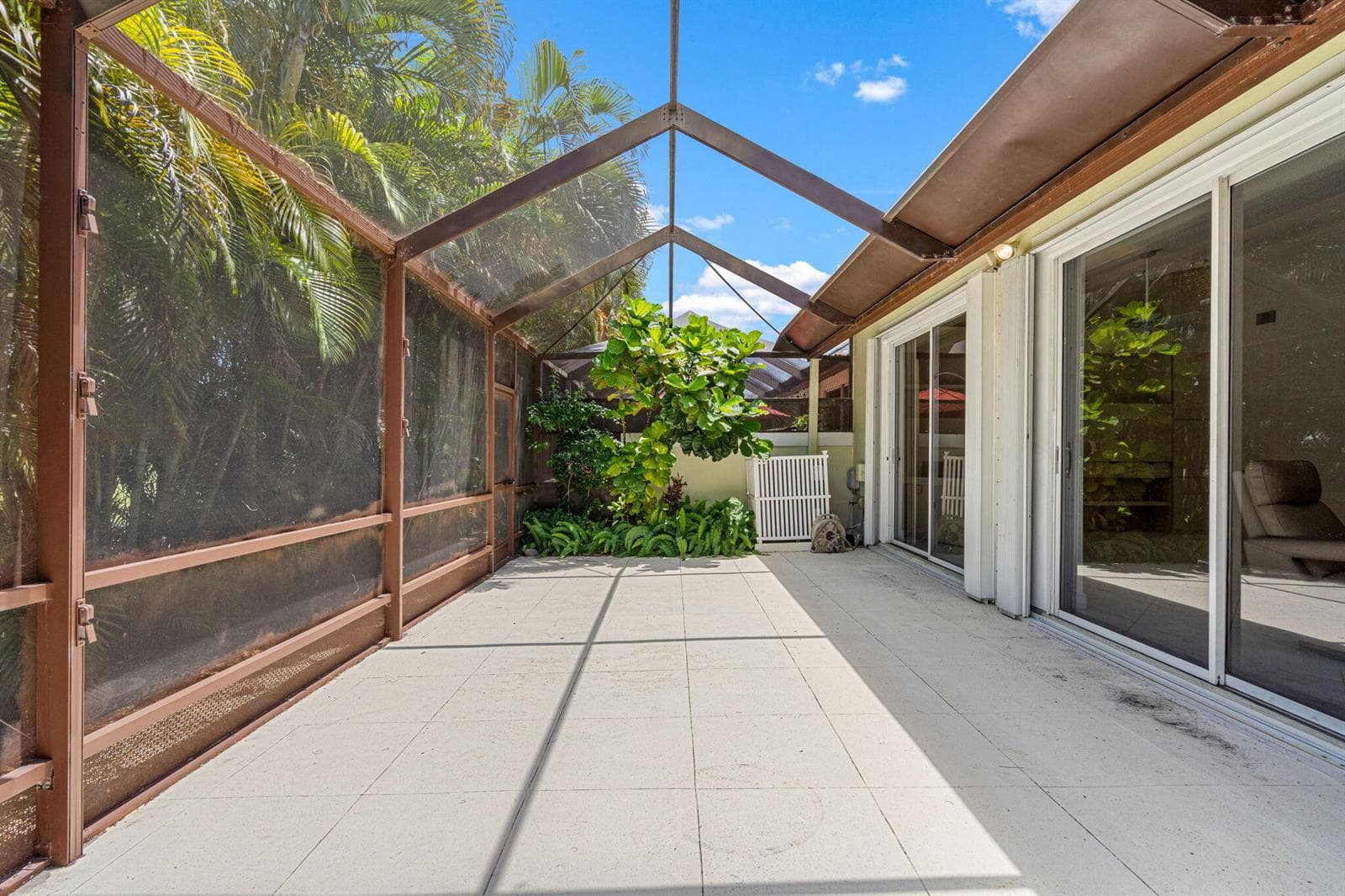 4825 NW 98th Place, Doral FL 33178 — 41