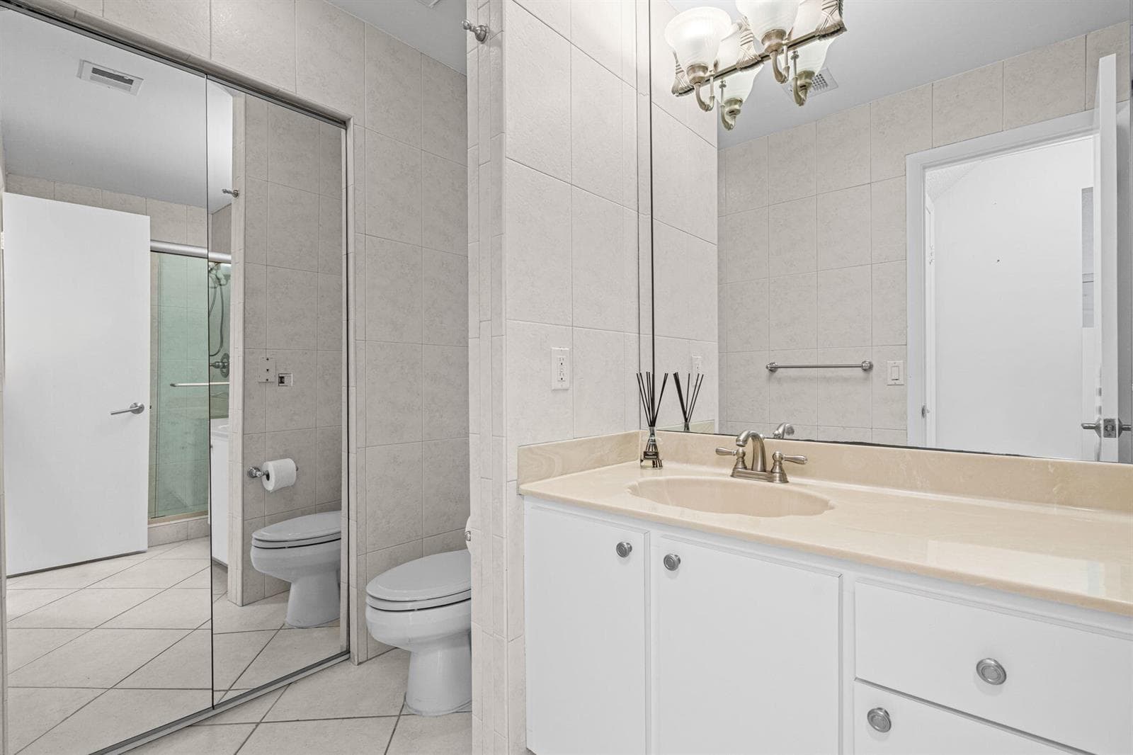 4825 NW 98th Place, Doral FL 33178 — 25