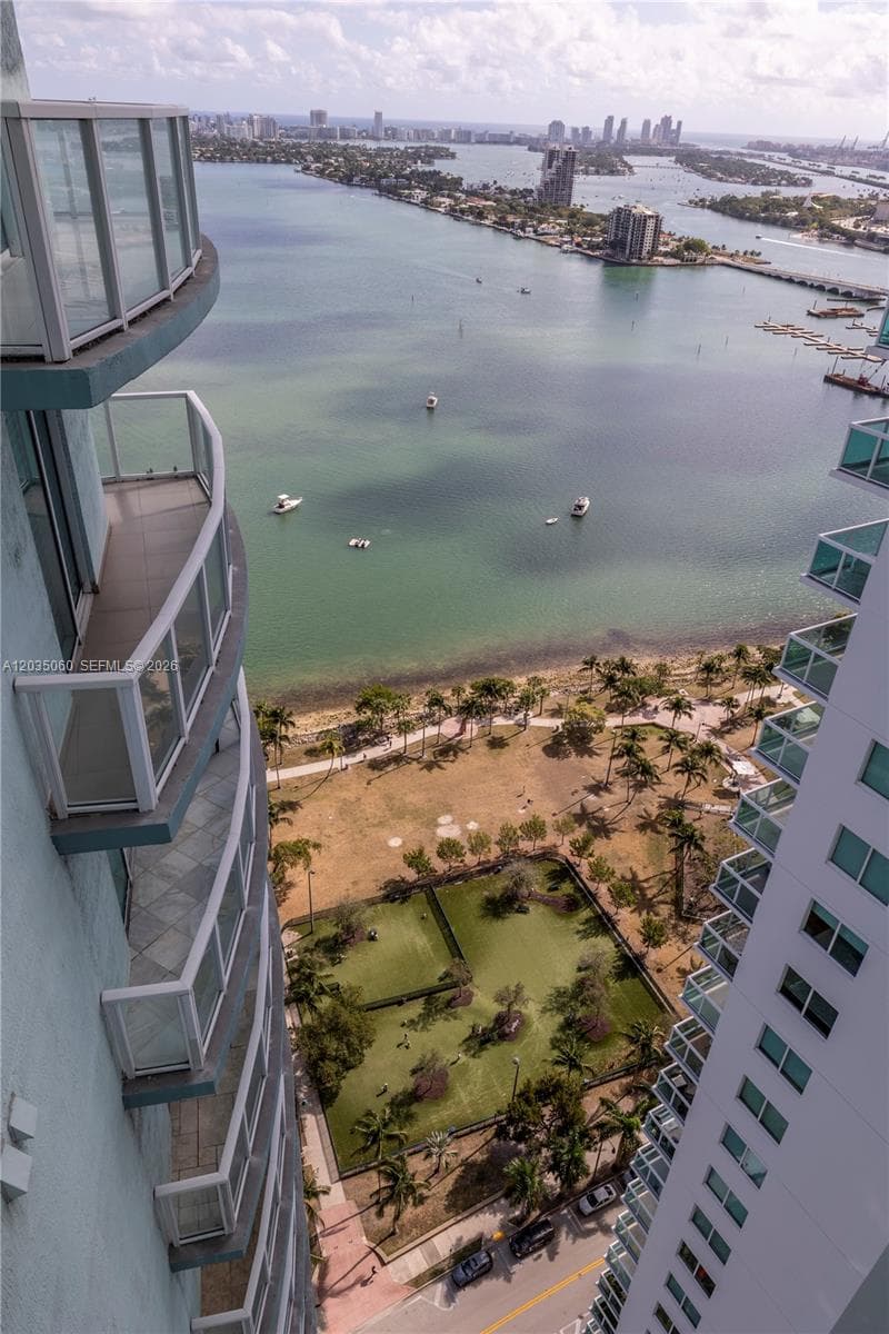 1900 N Bayshore Dr # 3403, Miami FL 33132 — 2