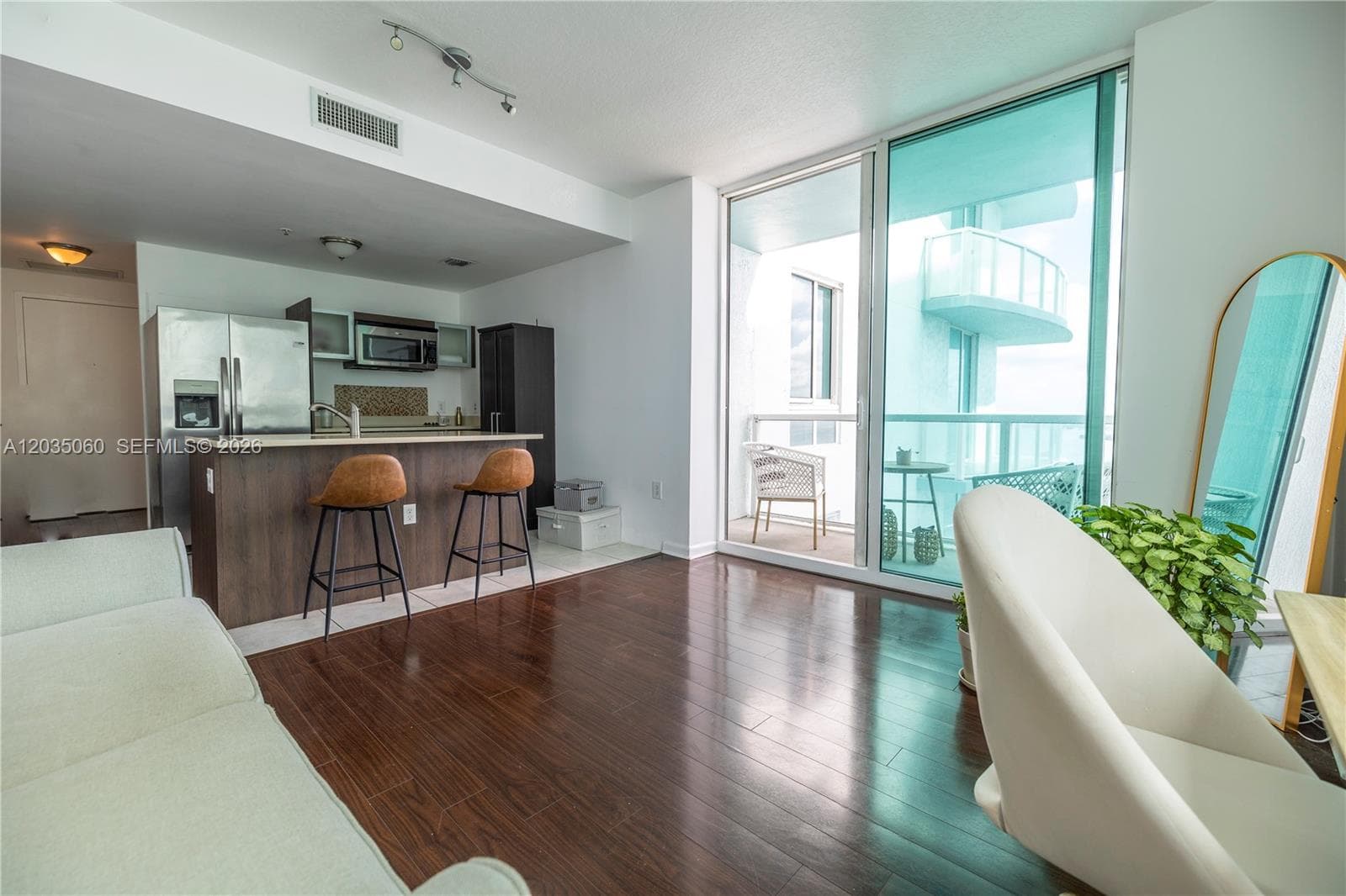 1900 N Bayshore Dr # 3403, Miami FL 33132 — 1
