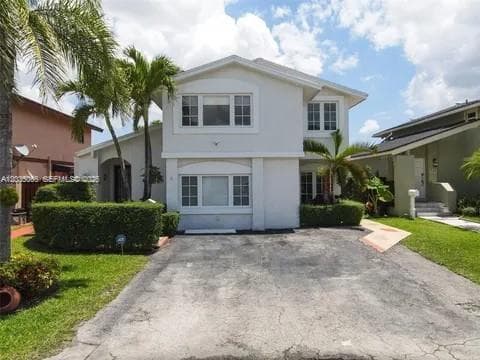 933 NW 106th Ave Cir, Miami FL 33172 — 2