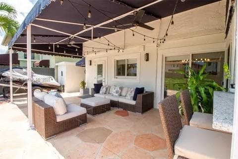 933 NW 106th Ave Cir, Miami FL 33172 — 13