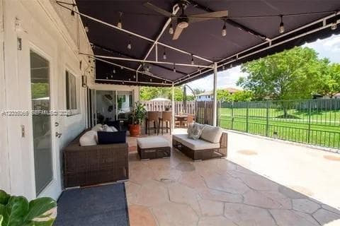 933 NW 106th Ave Cir, Miami FL 33172 — 15