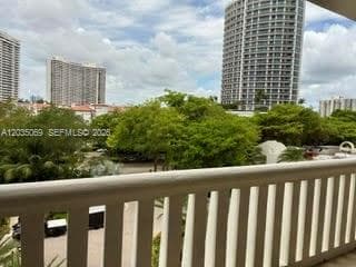 3000 Island Blvd # 603, Aventura FL 33160 — 17