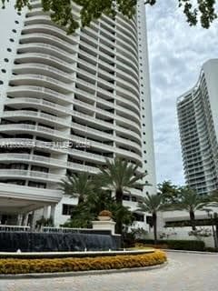 3000 Island Blvd # 603, Aventura FL 33160 — 29