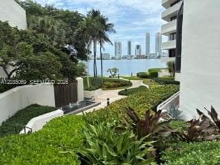 3000 Island Blvd # 603, Aventura FL 33160 — 4