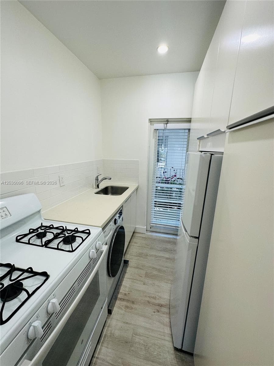 745 13th St # 6, Miami Beach FL 33139 — 14