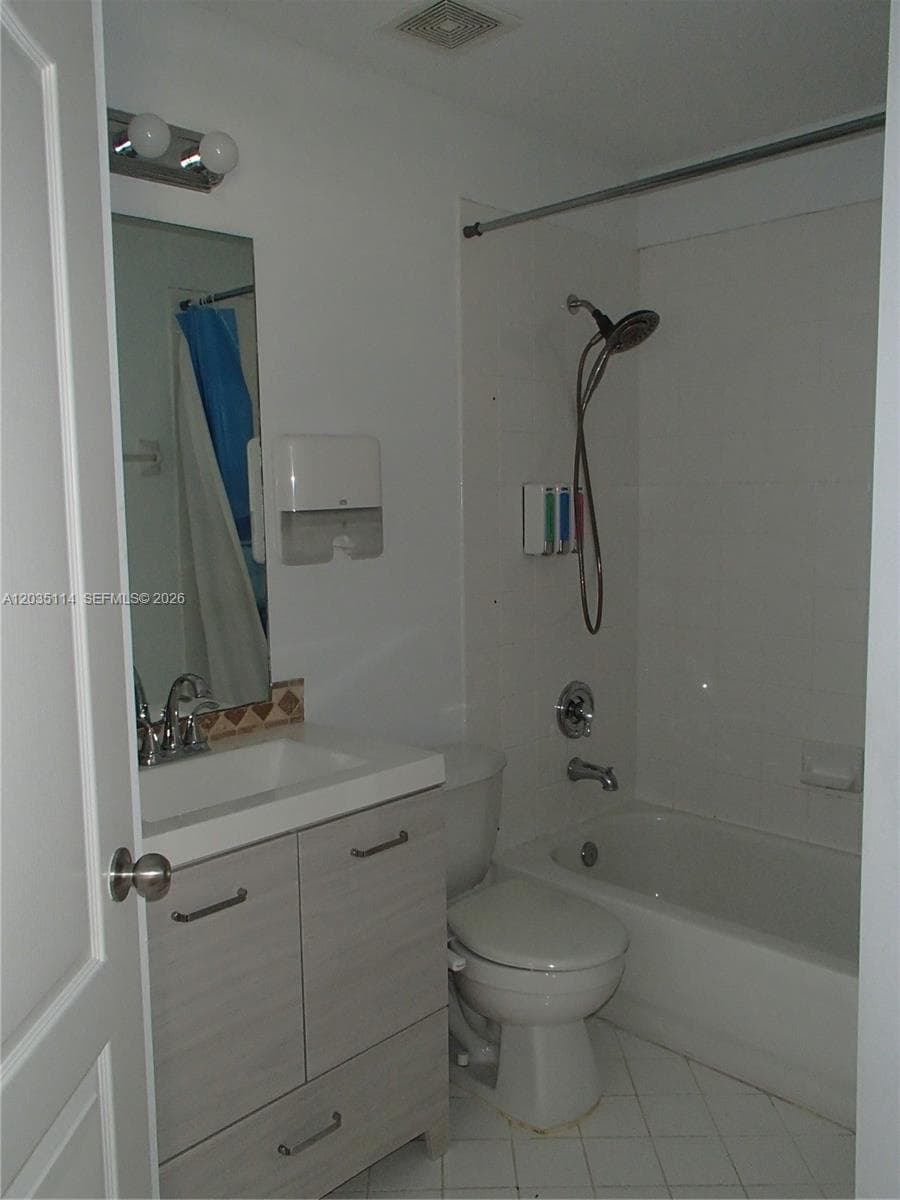 Lakes By The Bay Sec 8, Cutler Bay, FL — 30