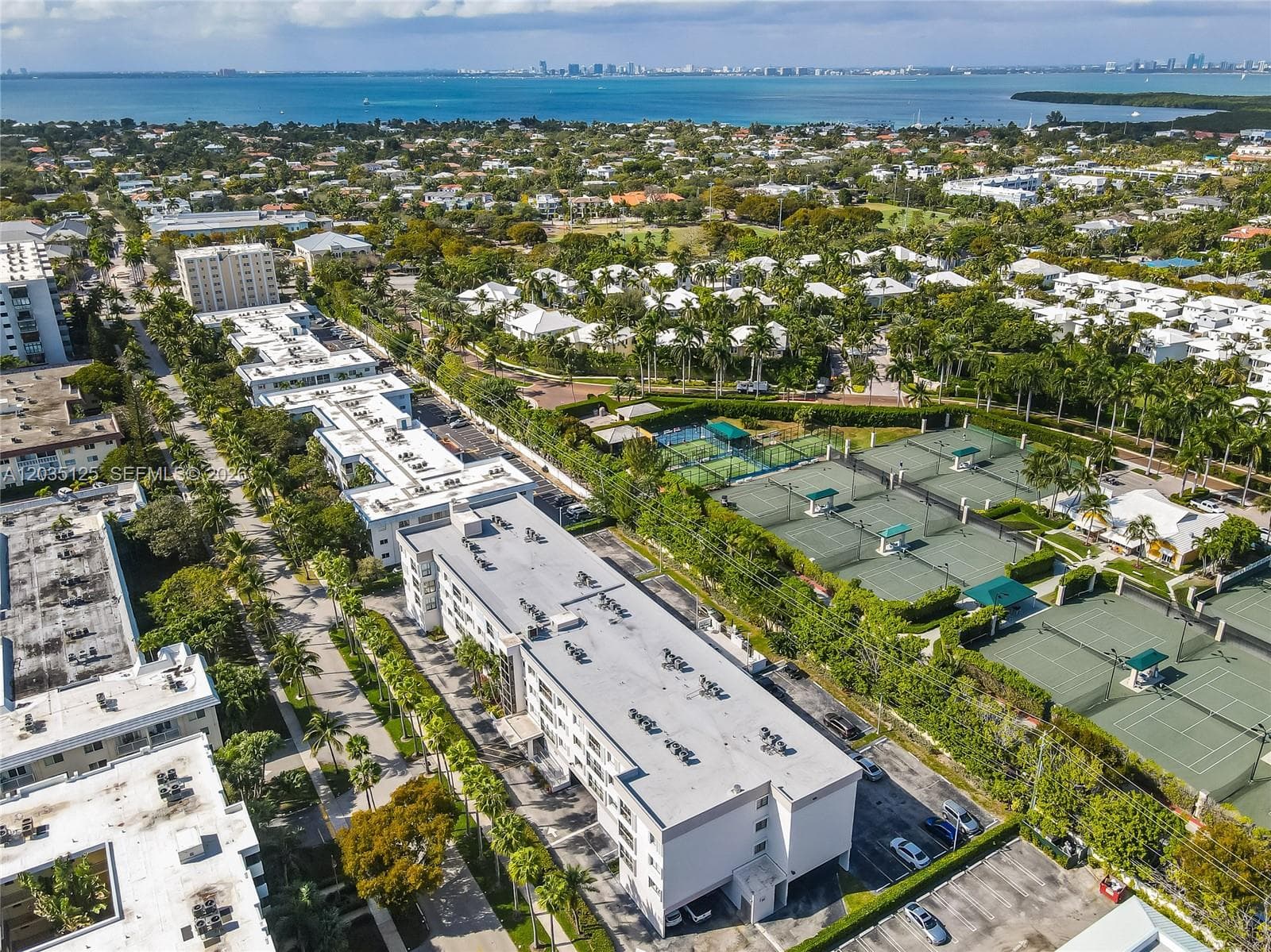 Solimar Condo Of Key Bisc, Key Biscayne, FL — 3