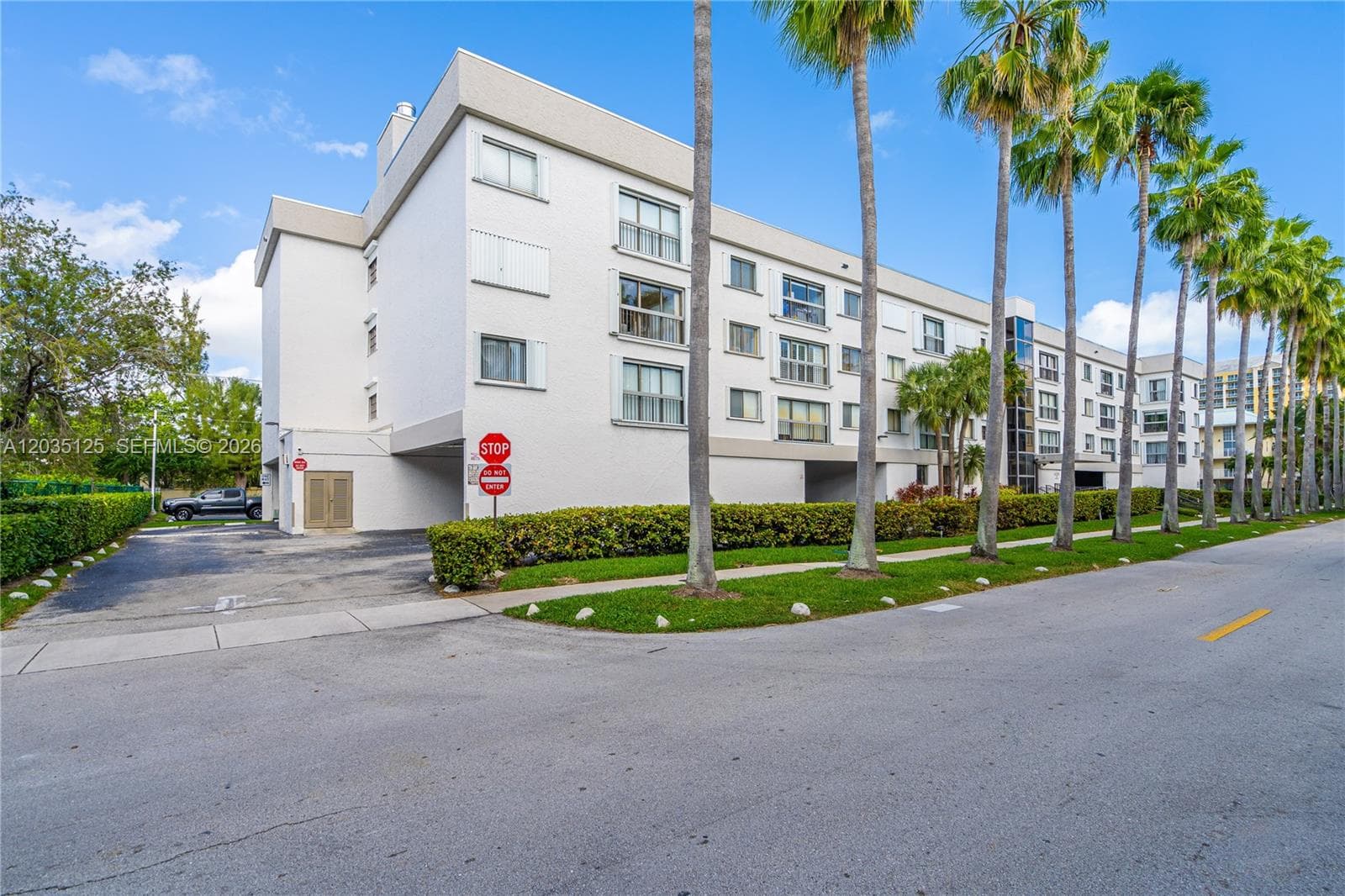 Solimar Condo Of Key Bisc, Key Biscayne, FL — 8