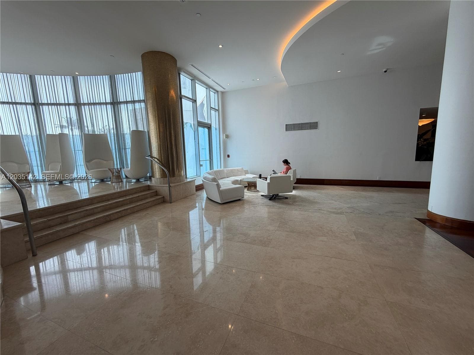 5161 Collins Ave # 310, Miami Beach FL 33140 — 27
