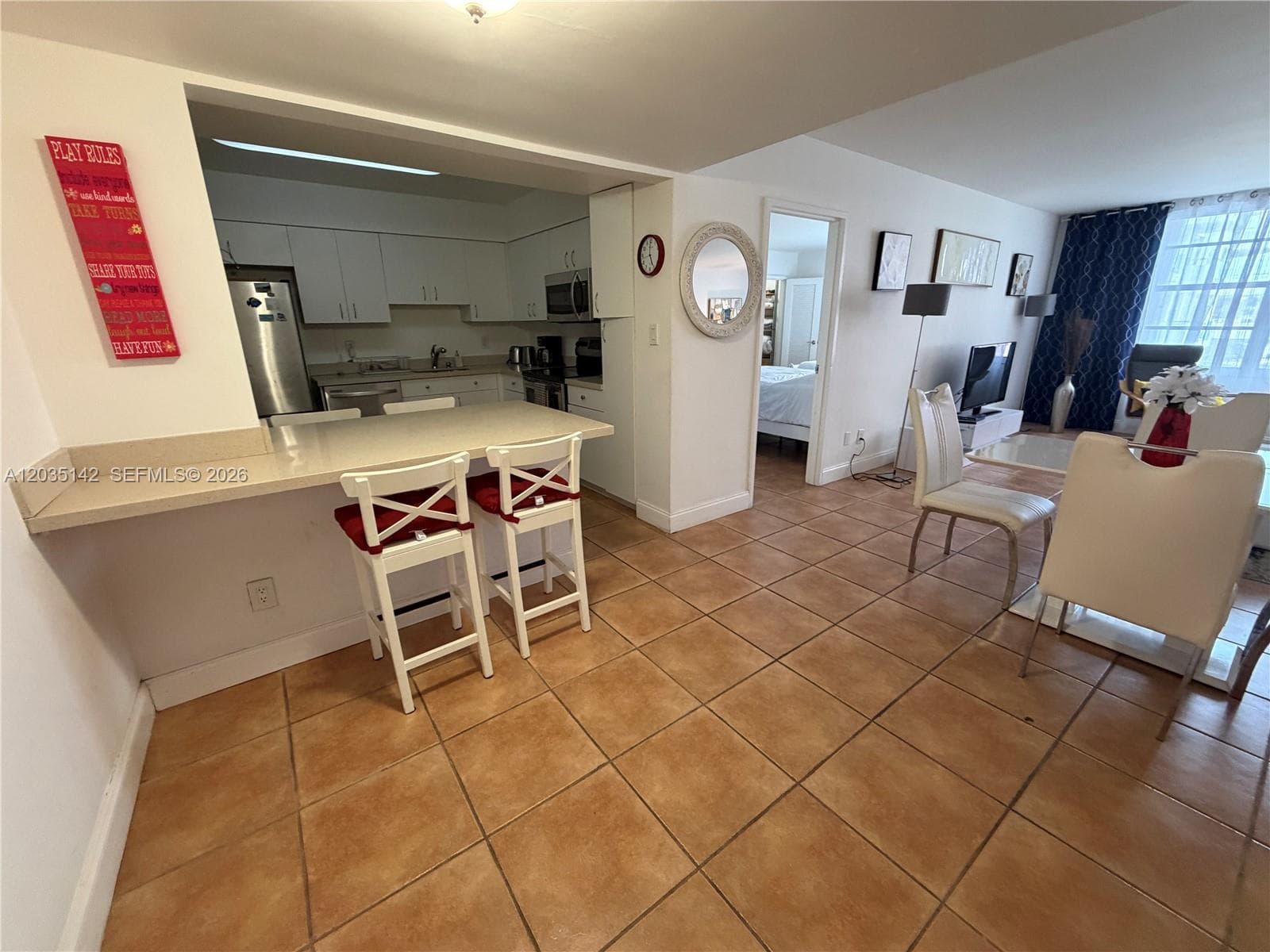 5161 Collins Ave # 310, Miami Beach FL 33140 — 8