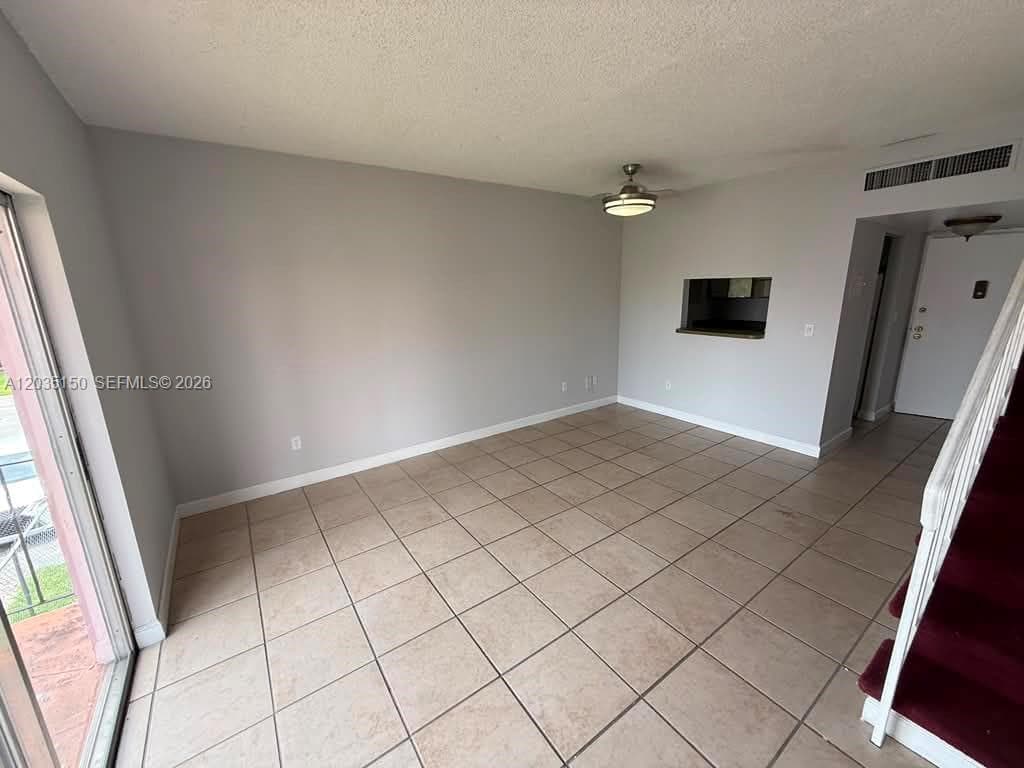 1255 W 53rd St # 204, Hialeah FL 33012 — 2