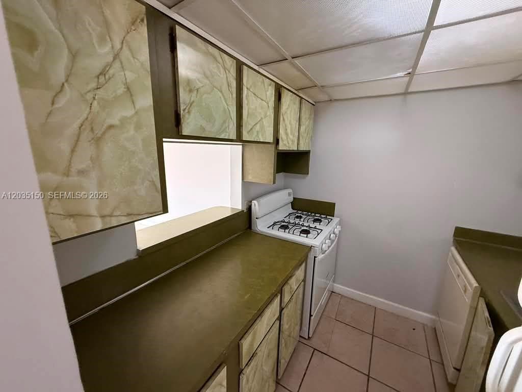 1255 W 53rd St # 204, Hialeah FL 33012 — 5