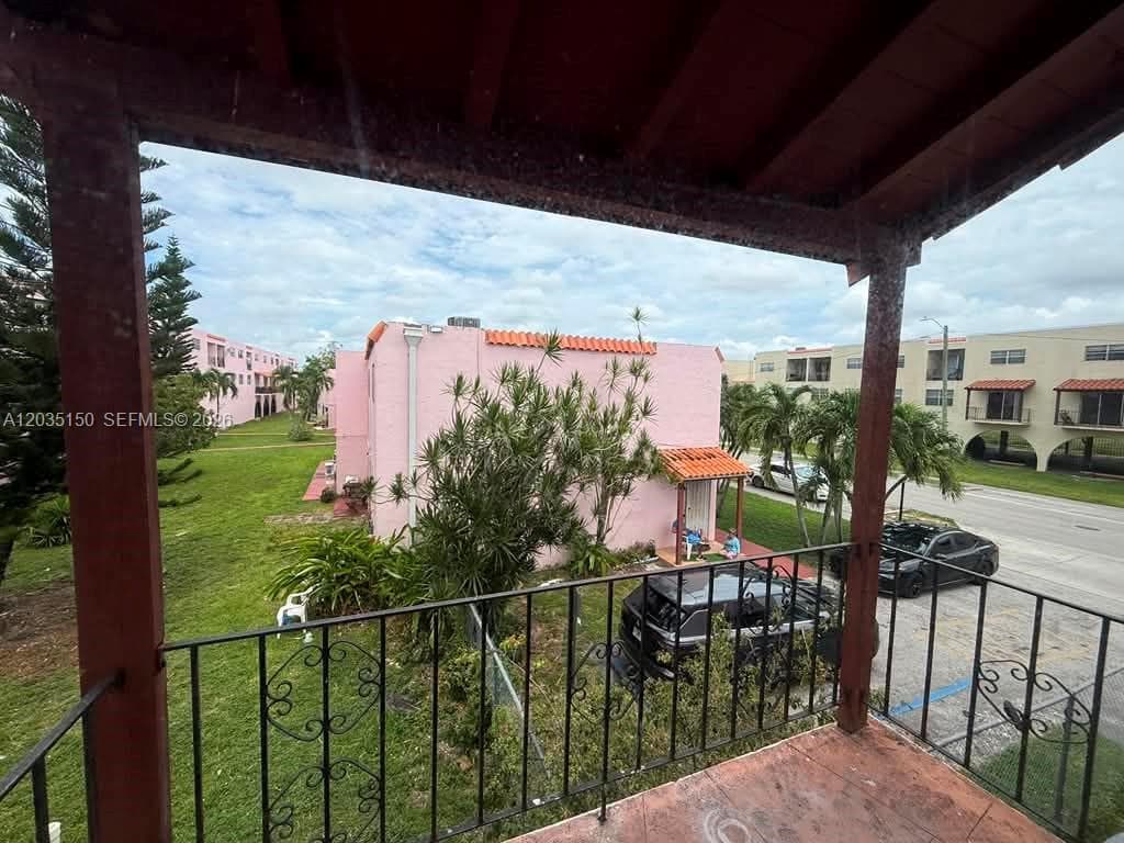 1255 W 53rd St # 204, Hialeah FL 33012 — 11