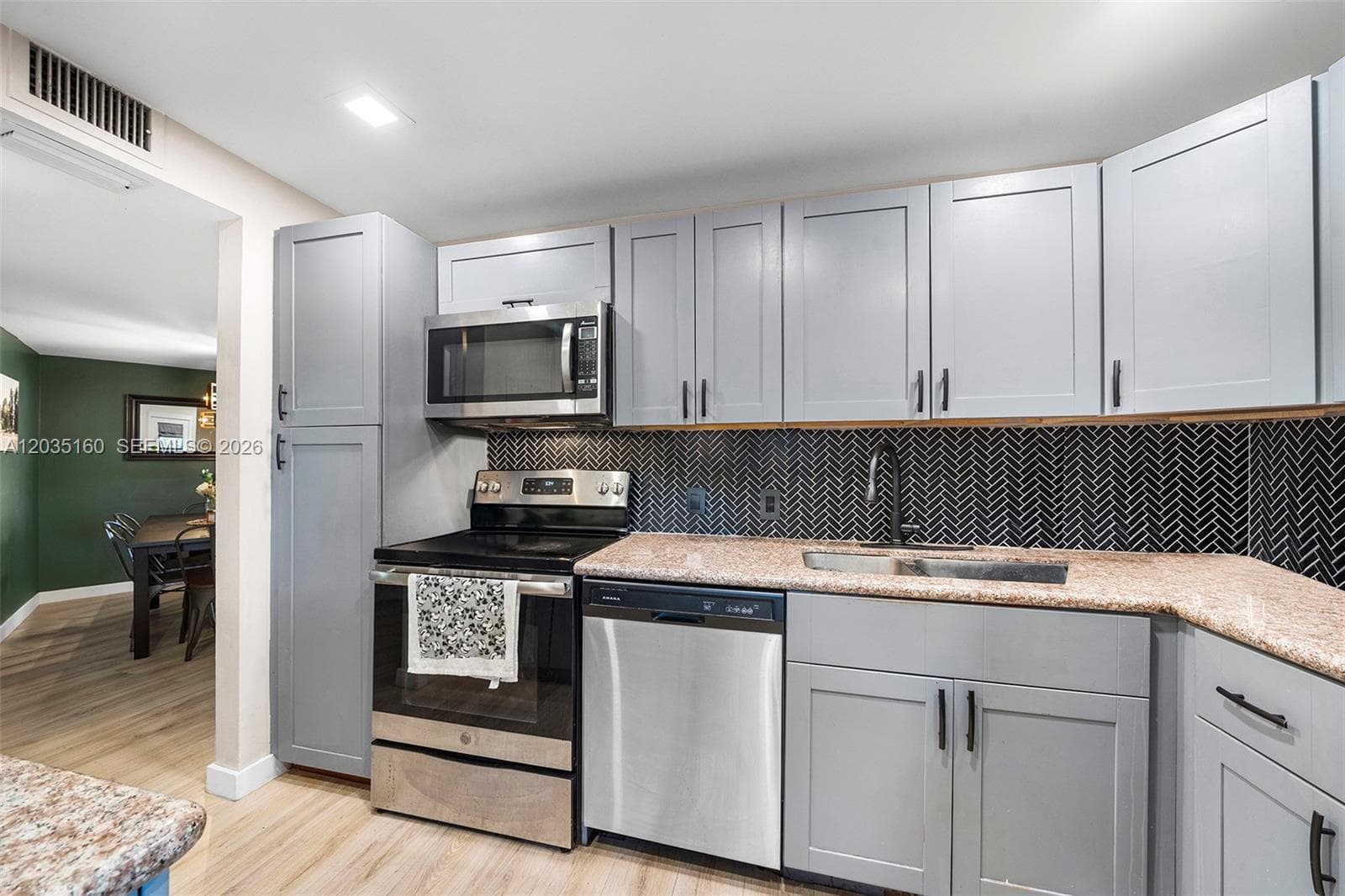 3401 N Country Club Dr # 105, Aventura FL 33180 — 6