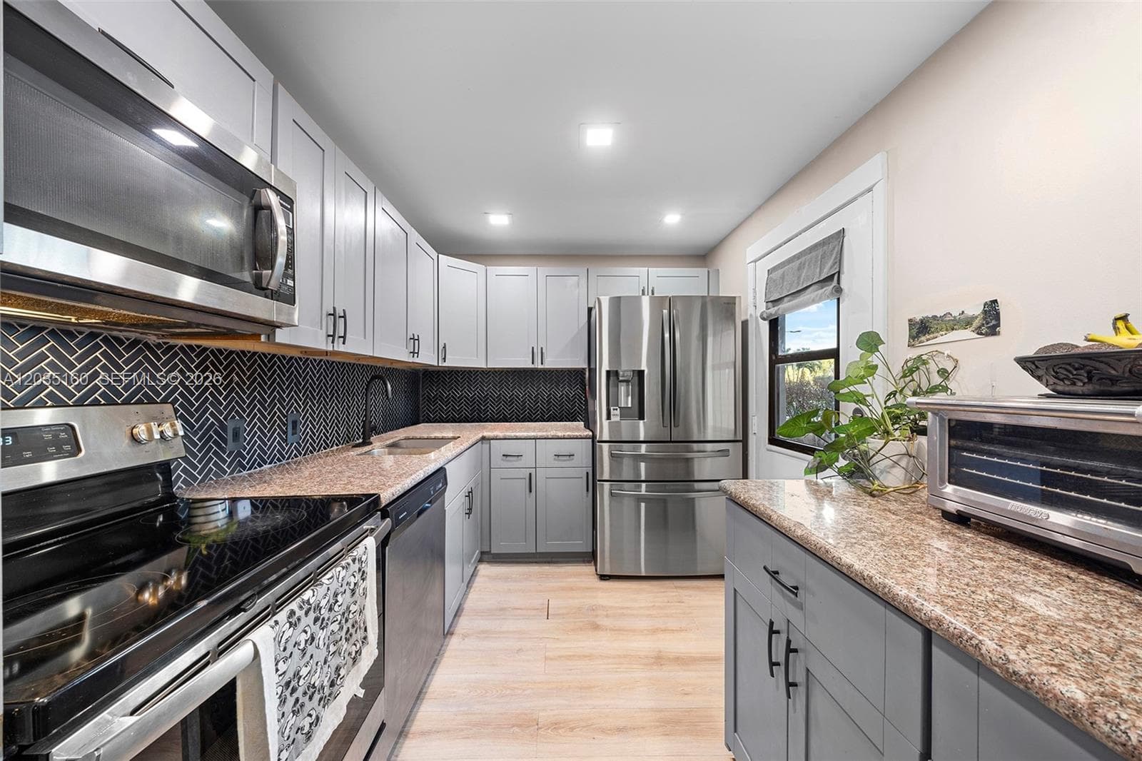 3401 N Country Club Dr # 105, Aventura FL 33180 — 5