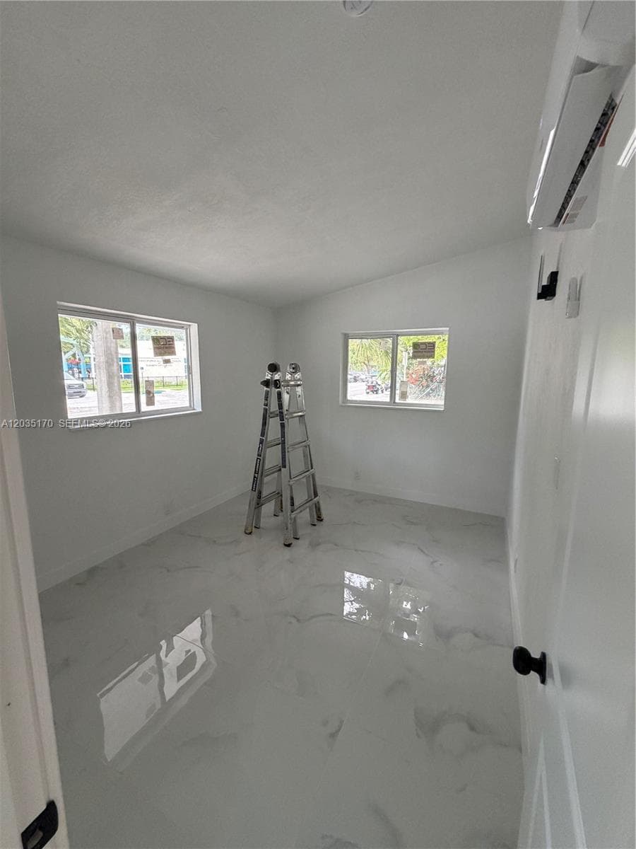 3220 Plaza St # 3220, Miami FL 33133 — 9
