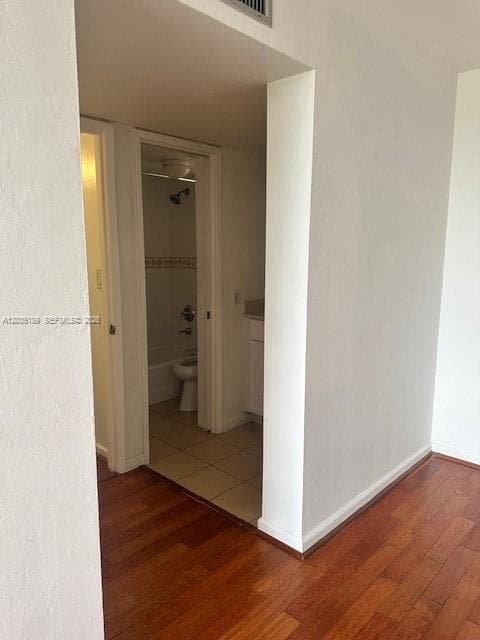 Pinebark Condo No 3, Miami, FL — 3