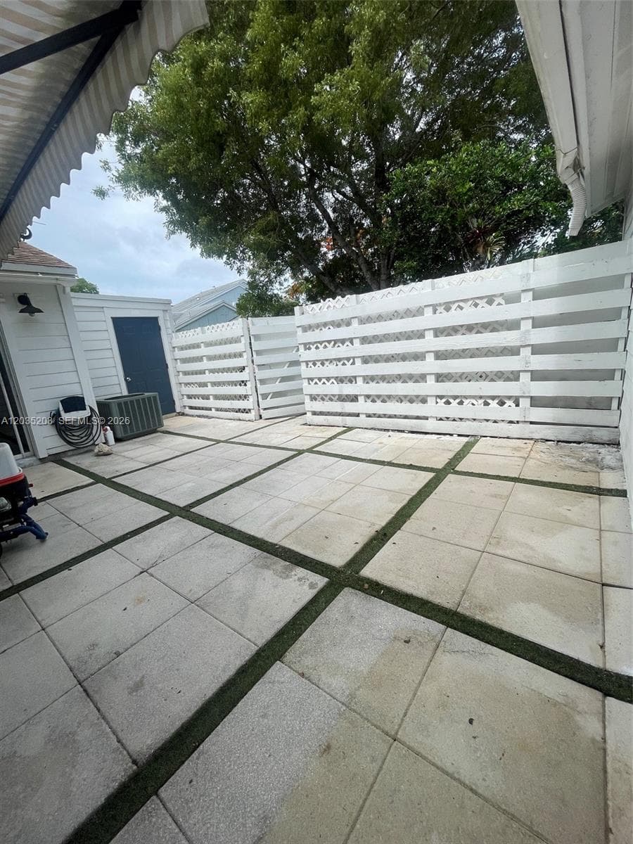 13706 SW 147th Cir Ln # 6, Miami FL 33186 — 3