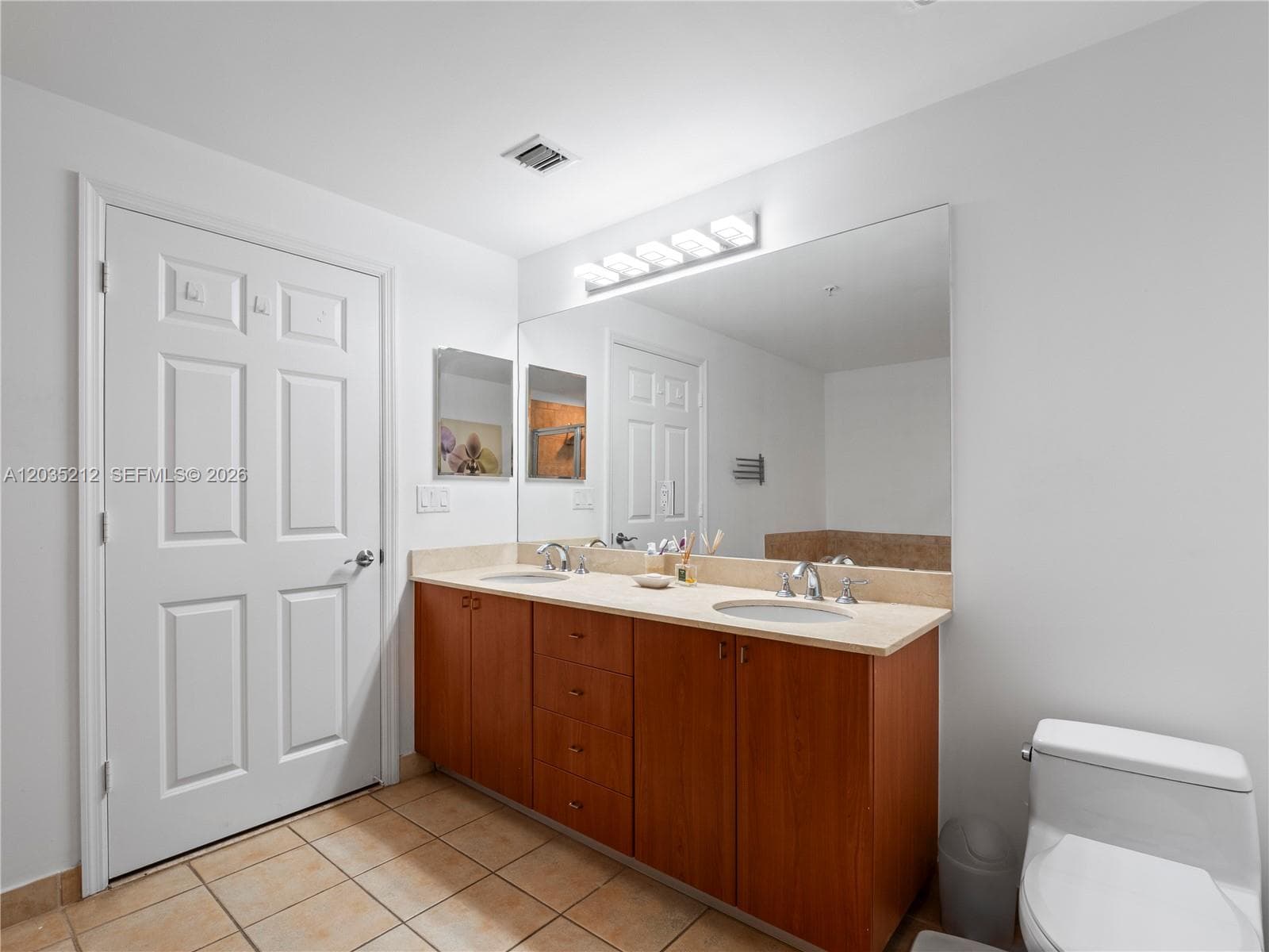 888 S Douglas Rd # 302, Coral Gables FL 33134 — 25