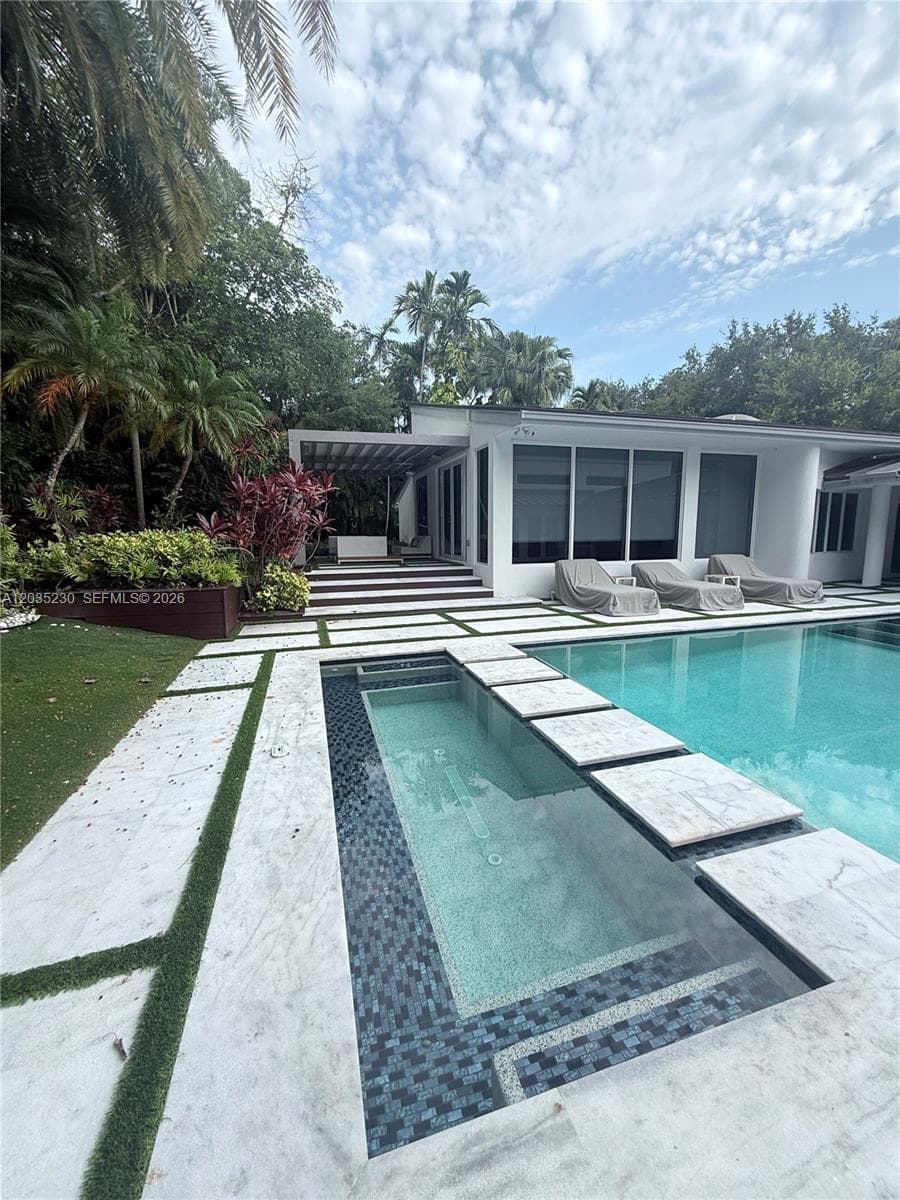 6460 SW 133rd Dr, Pinecrest FL 33156 — 7
