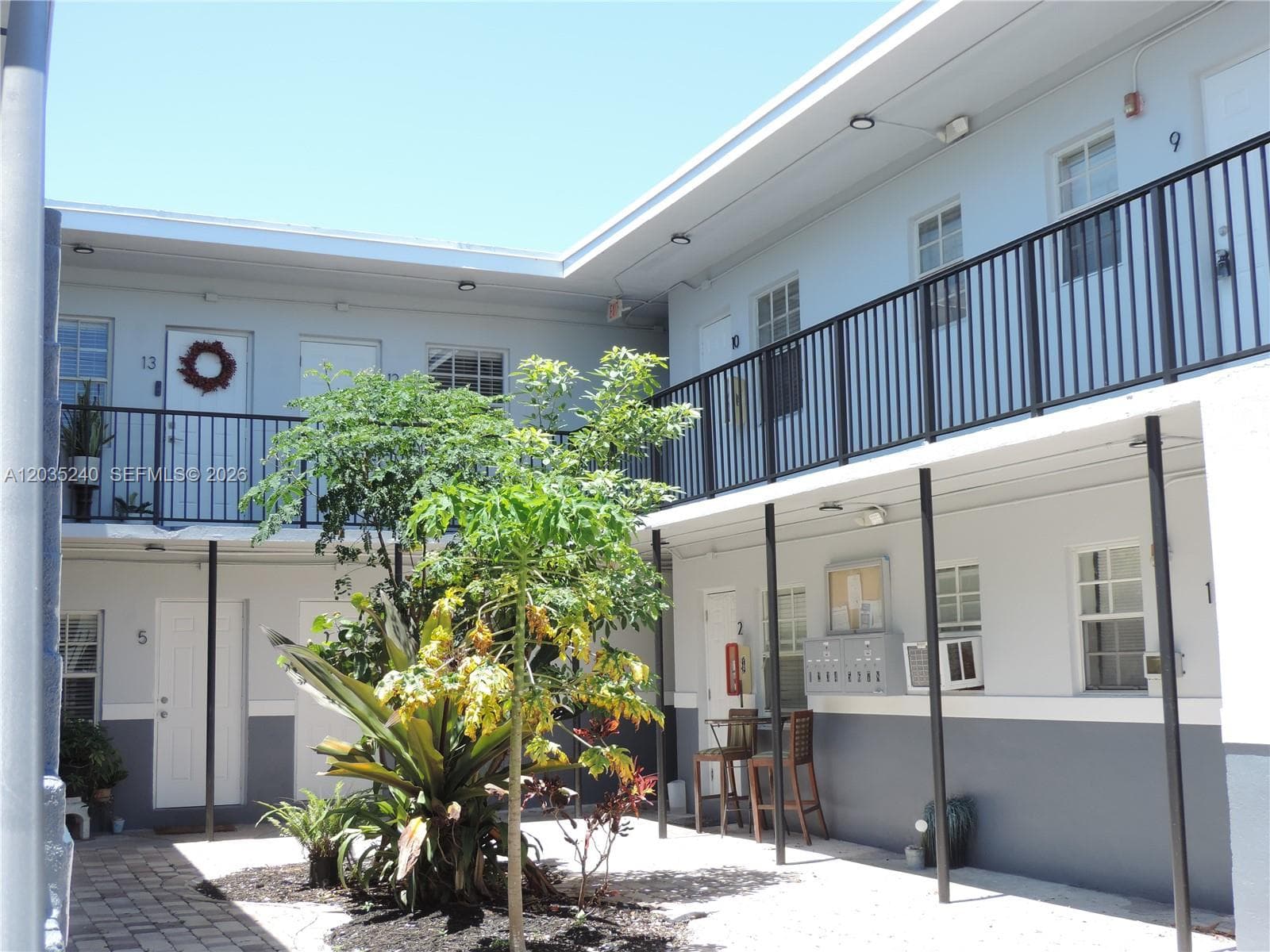 3615 Thomas Ave # 11, Miami FL 33133 — 2