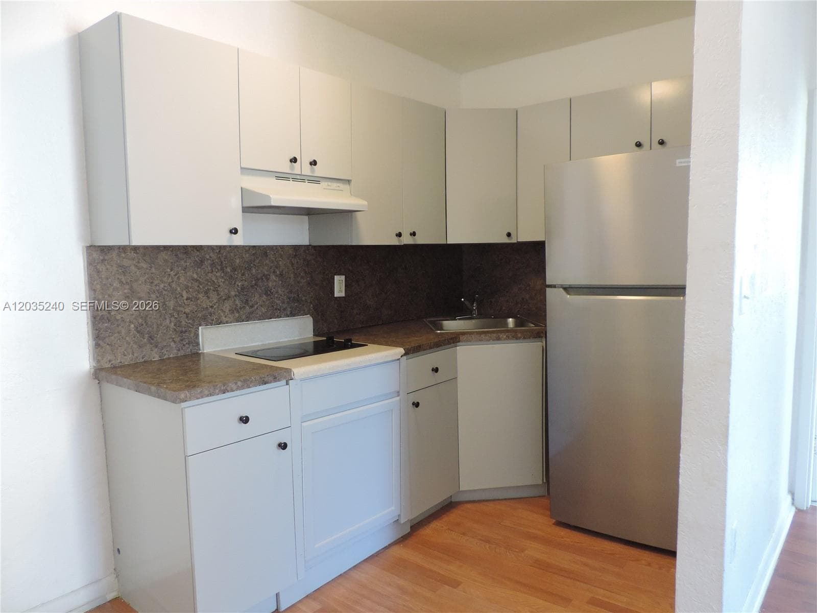 3615 Thomas Ave # 11, Miami FL 33133 — 11