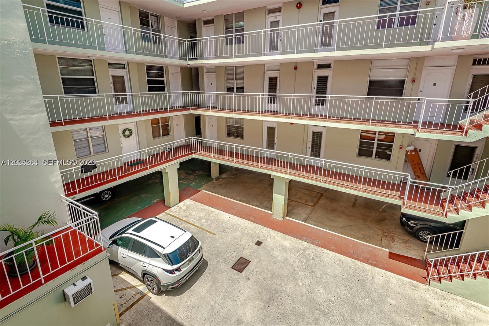 949 Pennsylvania Ave # 307, Miami Beach FL 33139 — 24