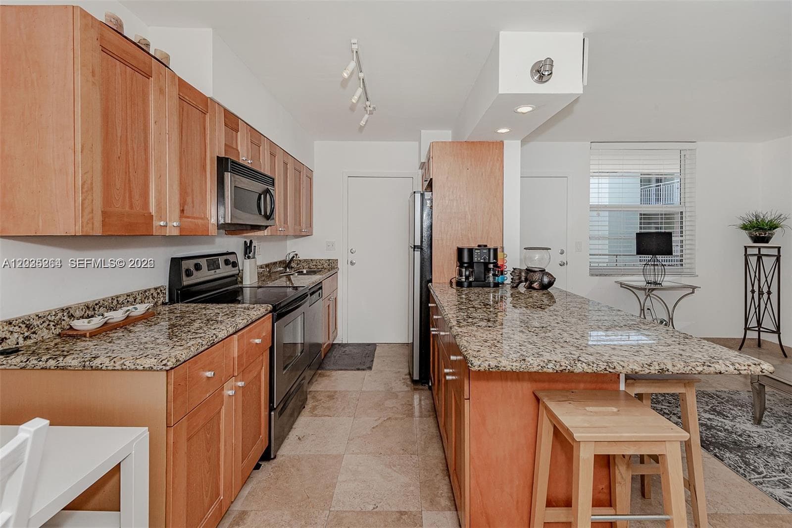 949 Pennsylvania Ave # 307, Miami Beach FL 33139 — 10