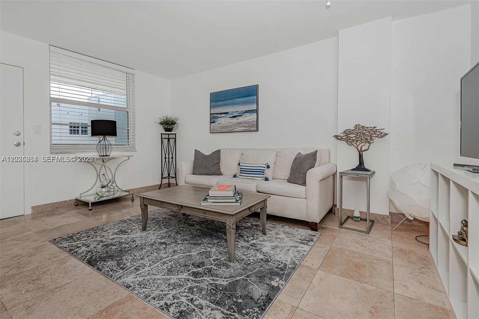 949 Pennsylvania Ave # 307, Miami Beach FL 33139 — 8