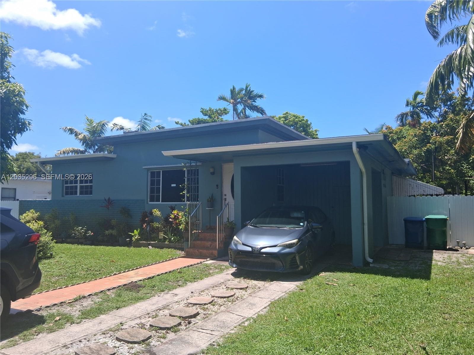 220 NW 150th St, Miami FL 33168 — 32
