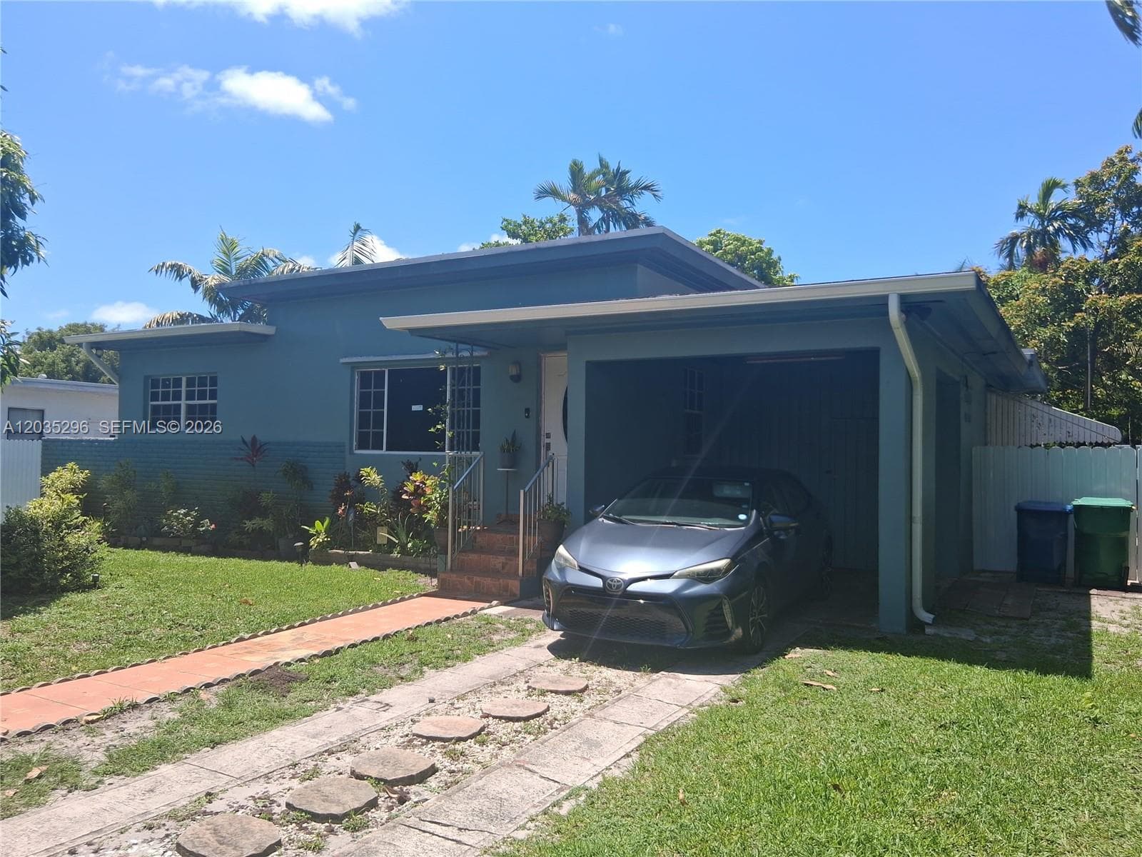 220 NW 150th St, Miami FL 33168 — 28