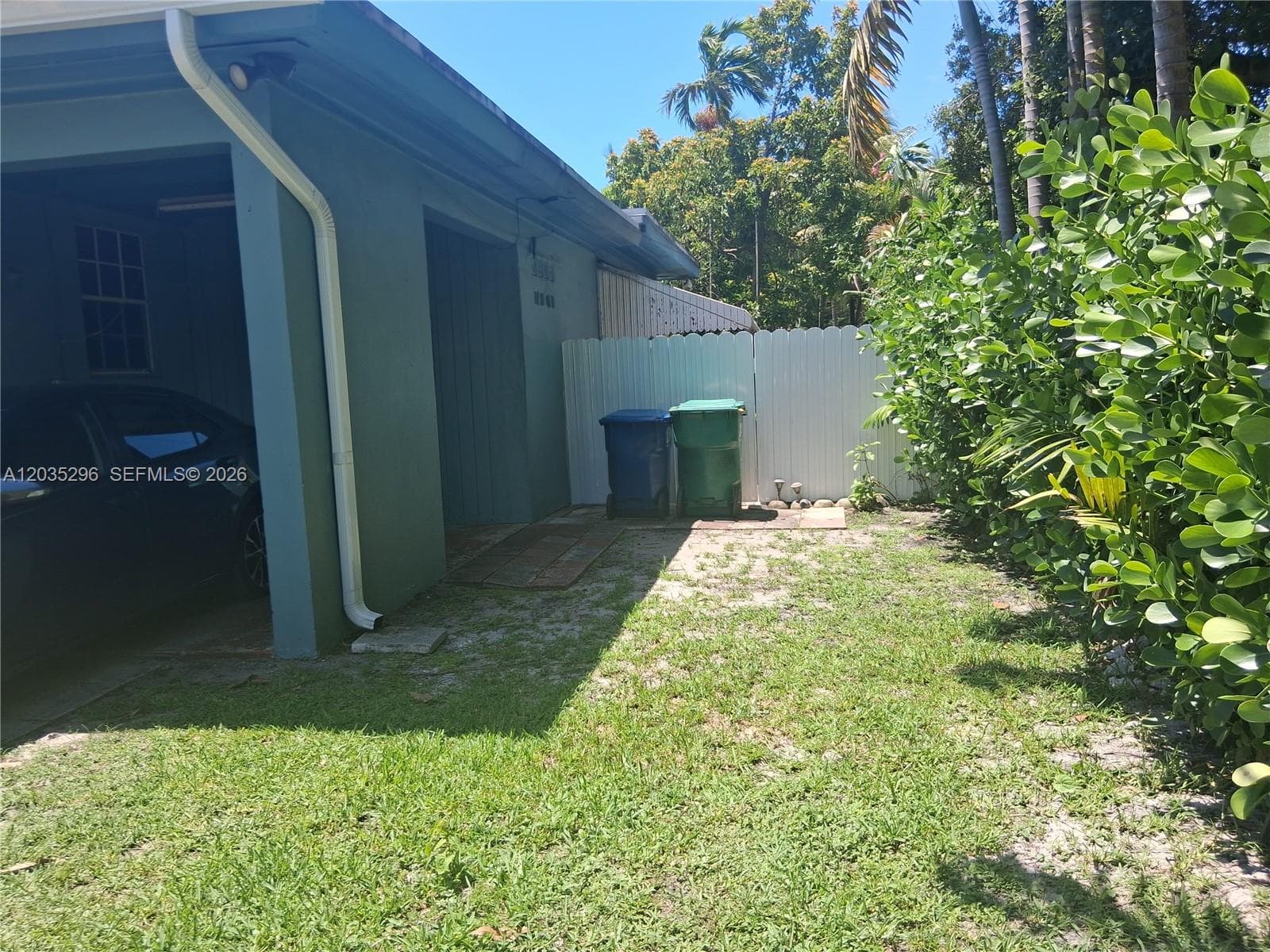 220 NW 150th St, Miami FL 33168 — 34