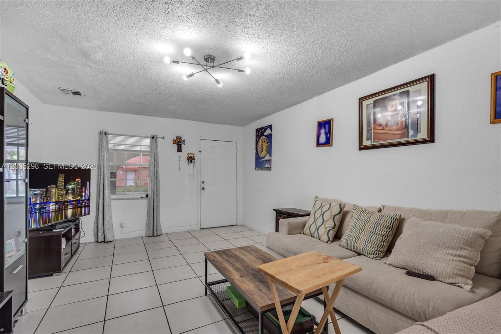 4522 NW 194th St, Miami Gardens FL 33055 — 5