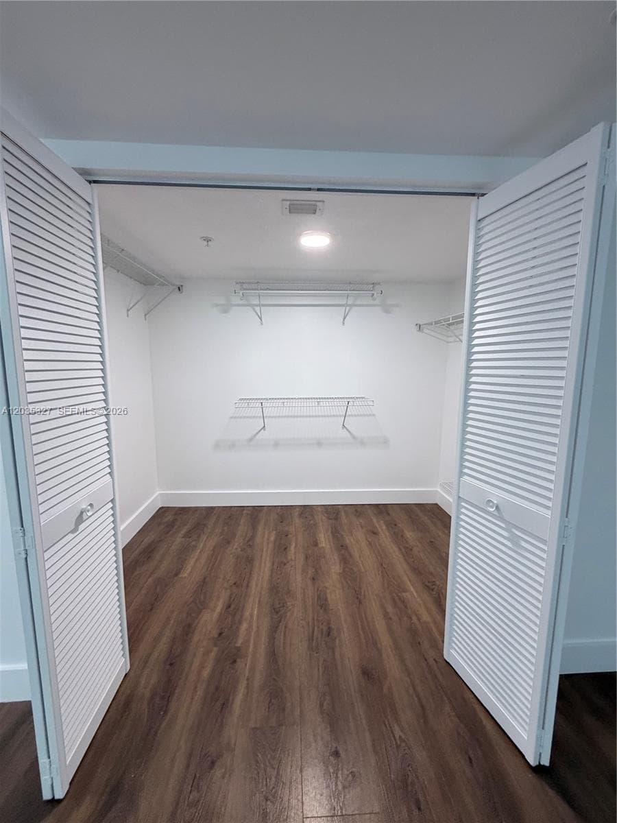 1800 N Bayshore Dr # 3511, Miami FL 33132 — 7